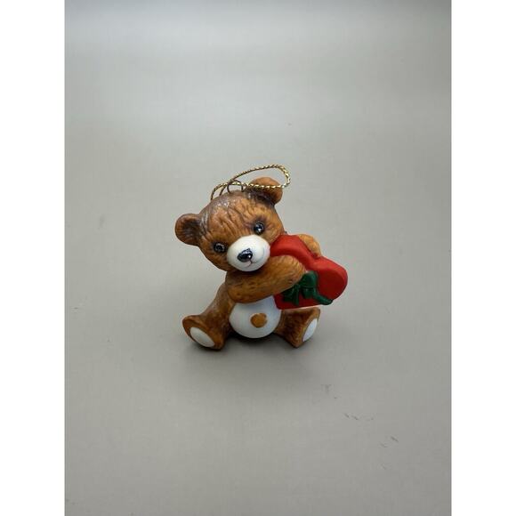 Vintage Hallmark Porcelain Ornament Cinnamon Bear 6th in Collector's Series 1988 - Picture 5 of 8